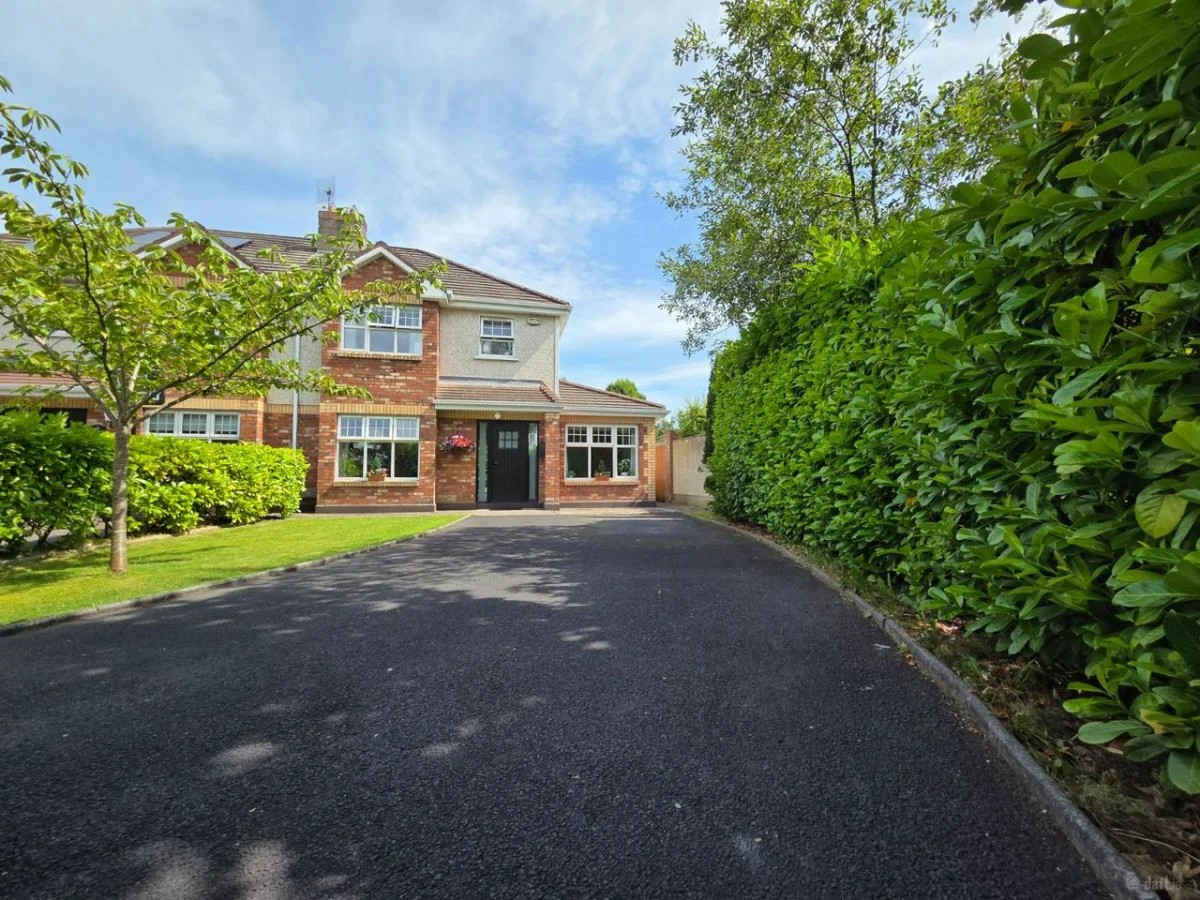 8 Cherry Drive, Glencairin, Dooradoyle, Co. Limerick - Image 3